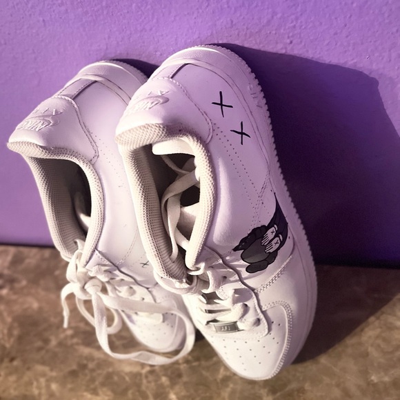 Custom Kaws Airforce 1’s - Picture 7 of 8
